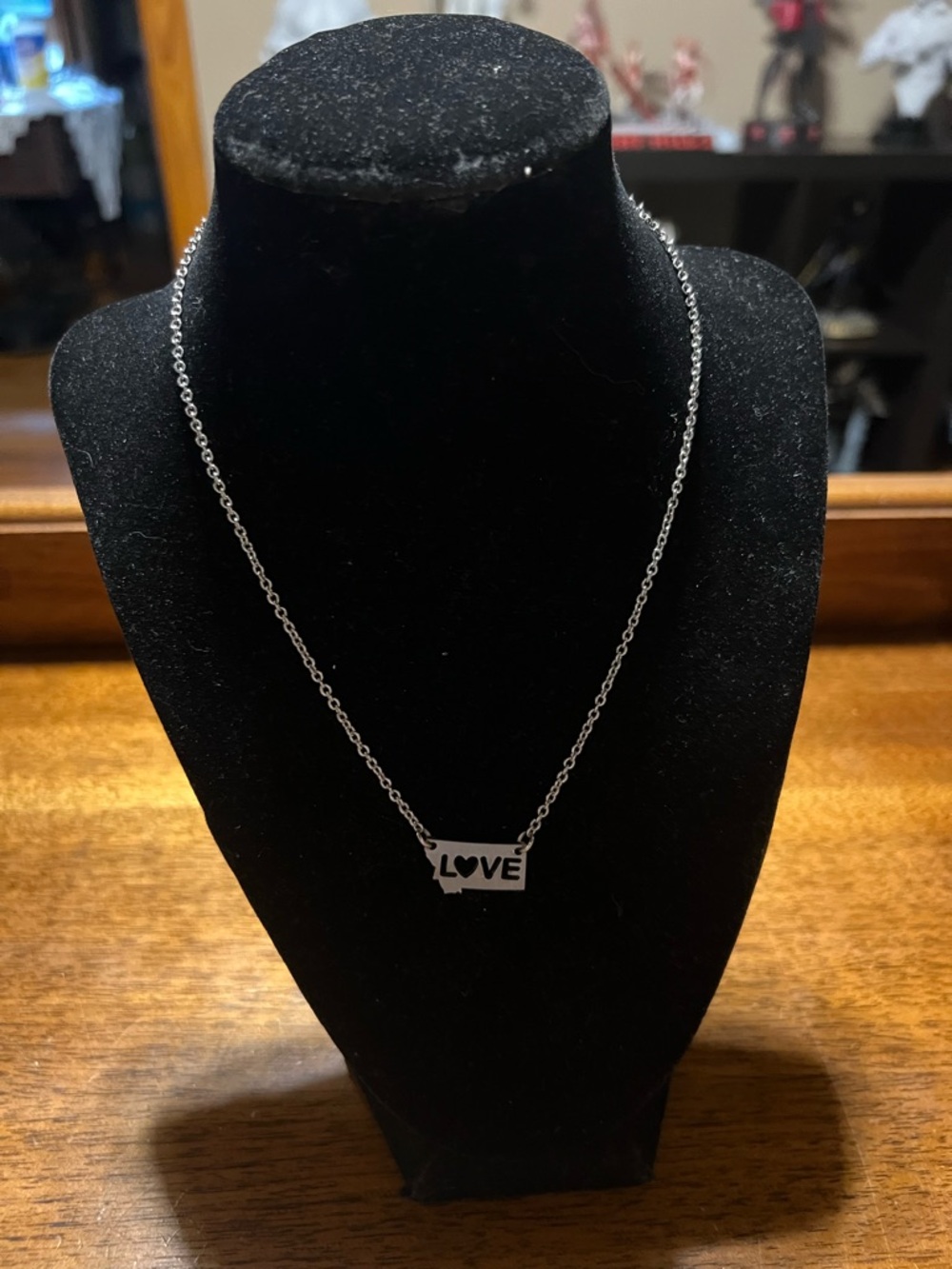 Choose One: $8 Necklaces - Picture 15 of 16